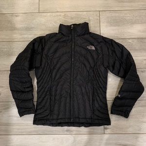 The North Face puffer jacket women’s black Small